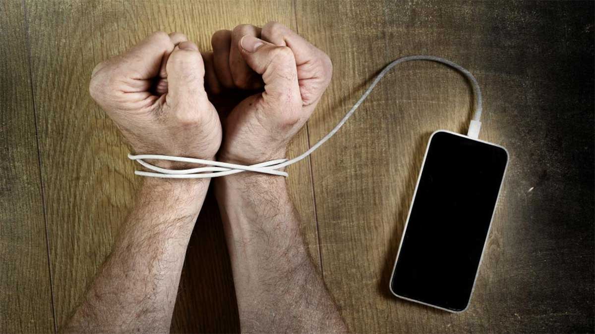 Unlocking Balance: Strategies to Combat Social Media Addiction