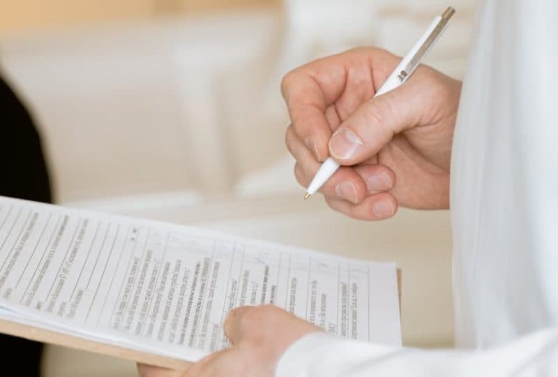 A therapist working in a depression treatment center