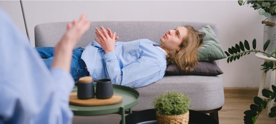 A therapist explaining what is lorazepam.